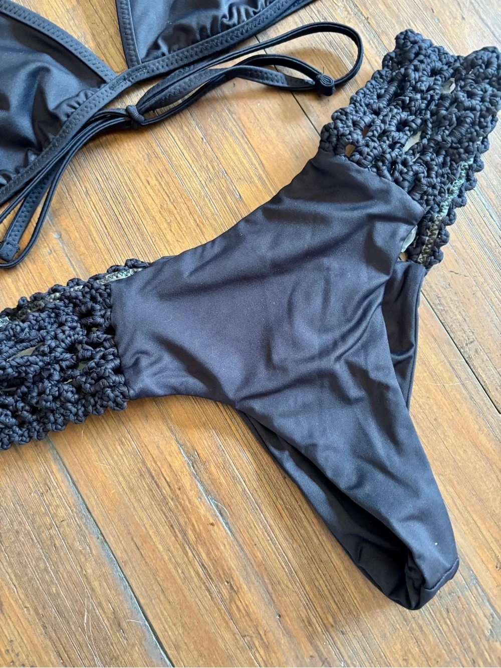 NWT Frankie’s bikinis black crochet Tanner bikini set